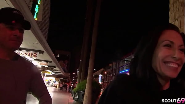 Big Tits Mom Talk To Rough Sex By Stranger thumbnail