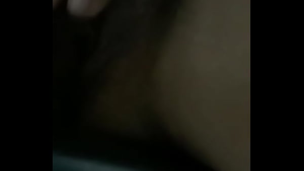 Madura solo masturbando 