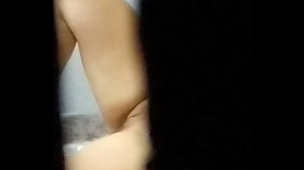 Vizinha alisando a_buceta