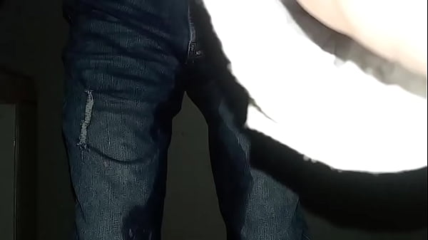 Pa&ntilde;ales orinados con doble orgasmo 