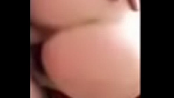 Bubble butt homemade milf