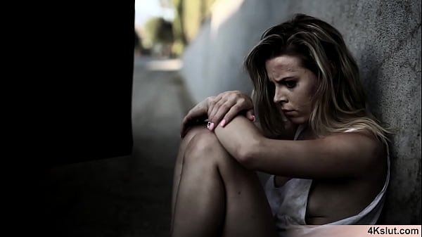 Petite brunette_teenie gets rough fuckedby a rich dude