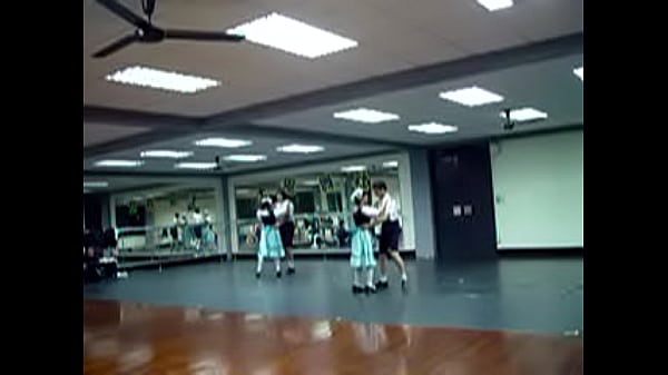 土風舞-四拍子擊鞋表演 