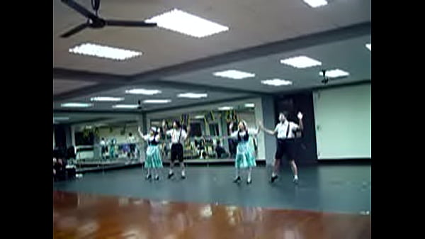 土風舞 四拍子擊鞋表演