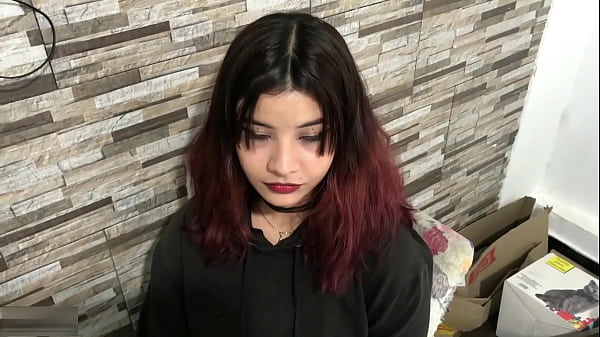 Play MP4 - La hermanastra result&oacute; ser toda una puta que le encanta la polla de su hermanastro