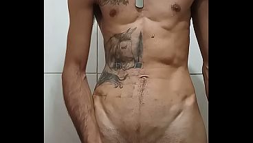 Nonton O Tatuado Putao Tocando Uma Gostosa thumbnail