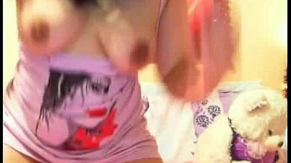 Sweet teen with curly hair masturbating 