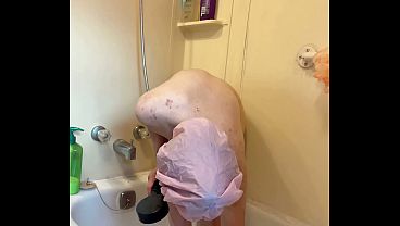 such a hot day today go shower