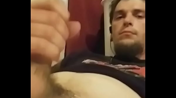 White boy jerking his bwc 