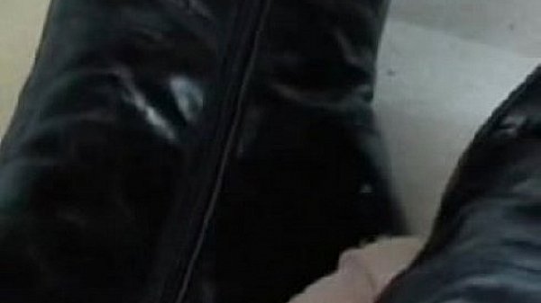 Desi Indian BDSM Mistress Anshika performs a nasty footjob in Mumbai house 