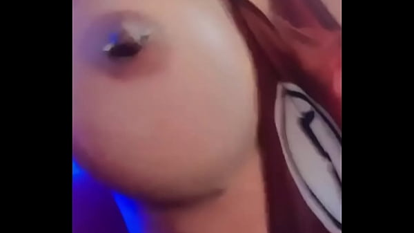 Balan&ccedil_a balan&ccedil_a  peitos siliconados - rosa vermelha