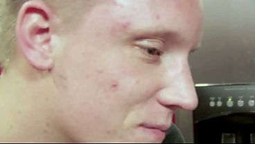 Nonton Alyssa Reece Plays With Her Rommate's Girlfriend In Front Of Him thumbnail