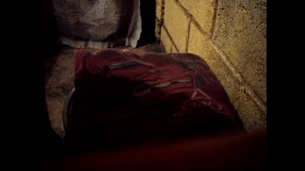 Dandose por atras con_su jugete kyl 01