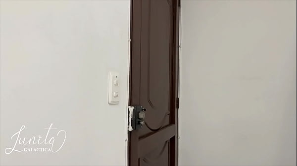 Nonton Lost In Colombia, She Fucks A Stranger Lunita Galactica thumbnail