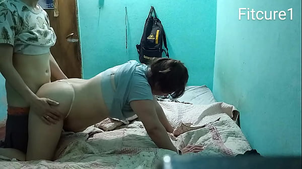 Play MP4 - Cogemos con medi de perrito con su tanga Blanca y Rosa