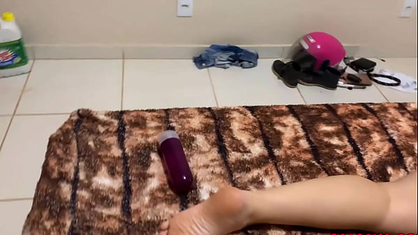 Nonton Fiz Massagem Na Minha Prima E Sarrei Nela Ate Ela Ficar Tes&atilde;o E Transar Comigo Completo Em Xvideos Red thumbnail