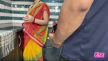 Meri Hot and Sexy Aunty Ki Choli Mein Rang Lag Gaya Holi Mein