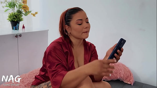 Nonton Mi Prima Cachonda Me Convence De Follarmela Mientras No Esta Su Marido thumbnail