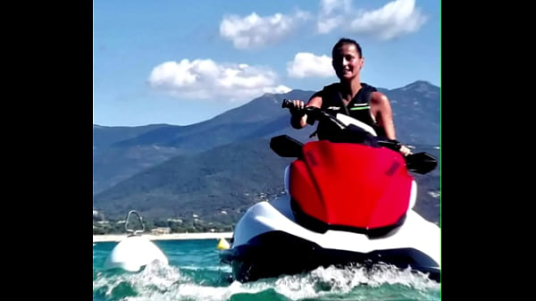 En vacances j&rsquo;ai pu profiter de faire du jet j&rsquo;ai ador&eacute; et toi tu en as 