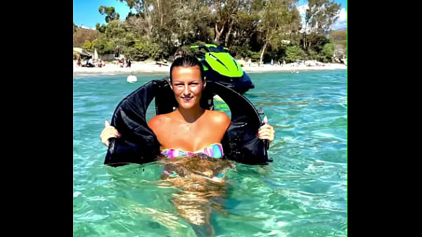 Nonton En Vacances J&rsquo;ai Pu Profiter De Faire Du Jet J&rsquo;ai Ador&eacute; Et Toi Tu En As... thumbnail