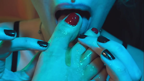 Please Suck My Sticky Toes 