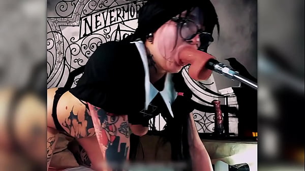 Nonton Wednesday Addams Passionately Sucks And Squirts. thumbnail