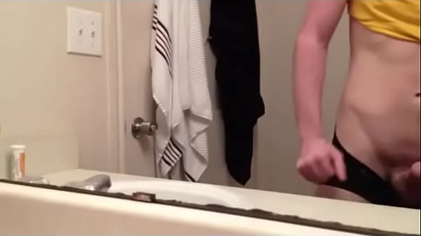 Play MP4 - Jerking off after school