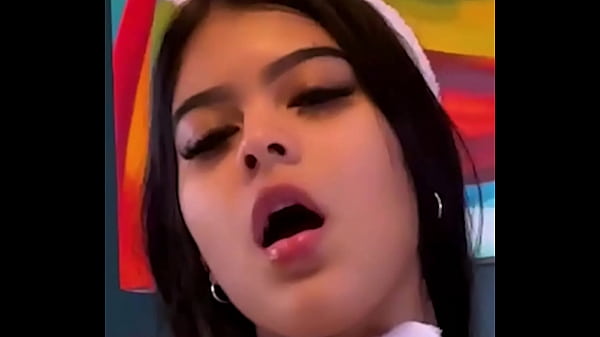 Play MP4 - Pink latina bunny fucks herself with a carrot - Ivy Flores