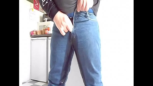 Play MP4 - wetting 2