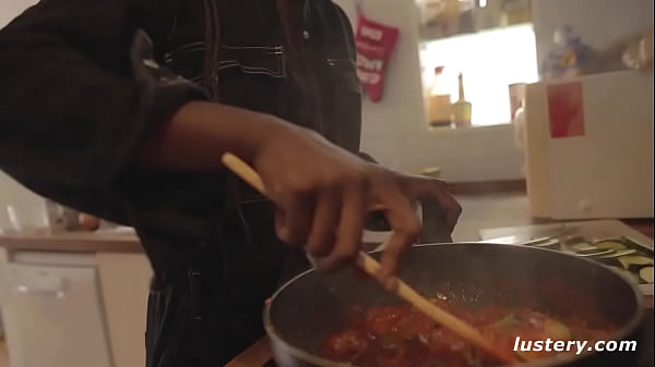 Lustery Submission #560: Annika &Johnny - Ready For Their Closeup