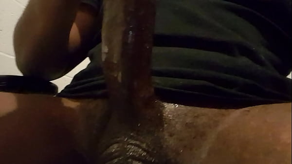 Play MP4 - Head Toy and Cum