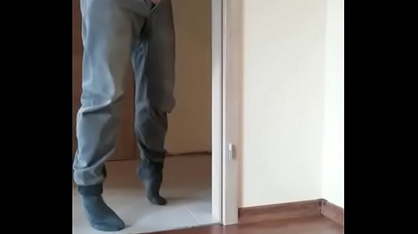 Play MP4 - Masurbation standing up