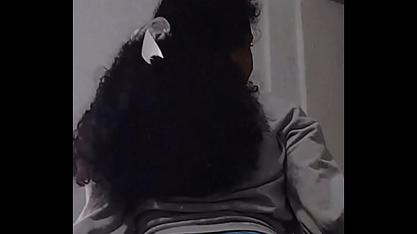 Moviendo El Culo thumbnail