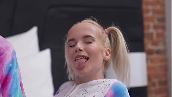 Humiliated_PISS on_Young skinny Loli Pop DPP DVP DPWET