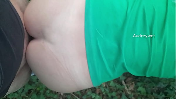 Risky Sex In The Public Park With A Stranger thumbnail