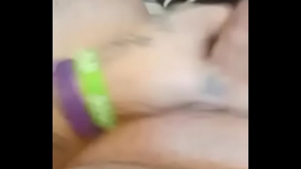 Tatted guy jacks off 