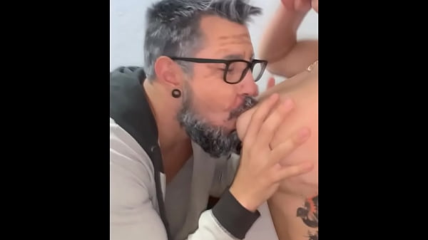 Ser&aacute; que a pica do vov&ocirc; n&atilde;o sobe mais completo 