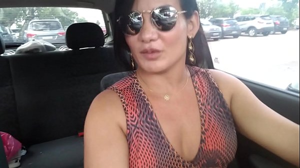 Play MP4 - Sexo no carro  &colon; " Levando passageiro para fazer um despacho" e desviou o caminho para CHUPAR PAU E DA O CU &period;Veja mais em XV red