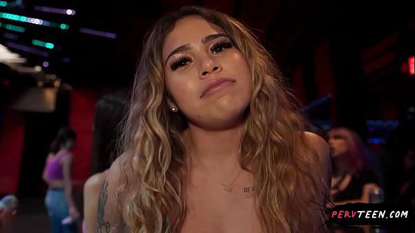 Play MP4 - Latina Barmaid Sneakily Sucks Me Under the Bar &ndash; PervTeen