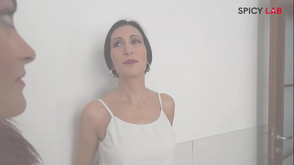 Nonton Brushstrokes Of Cum With Mary Rider And Luna Dark thumbnail