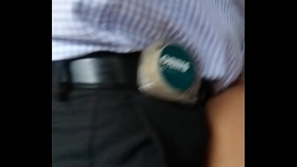 Play MP4 - Cojiendome a mi empleado