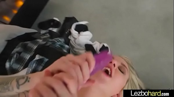 SexScene With TeenHot Lesbo GirlsPressley CarterBlake Carter video 24