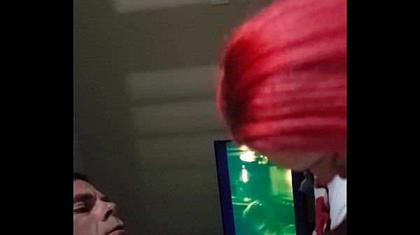 Play MP4 - HALLOWEEN SLUT GOES TRICK OR TREATING