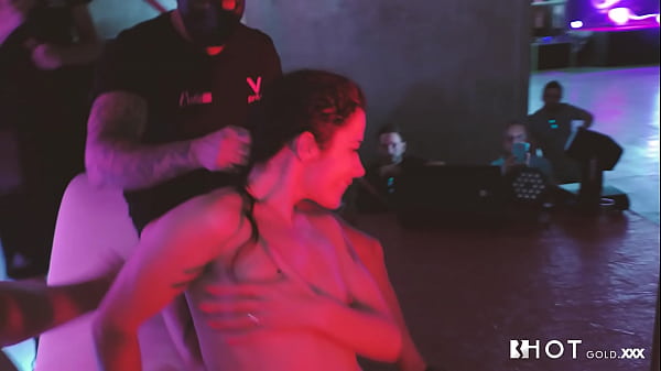 A Rainha Portuguesa Das Duplas Penetra&ccedil;&otilde;es thumbnail