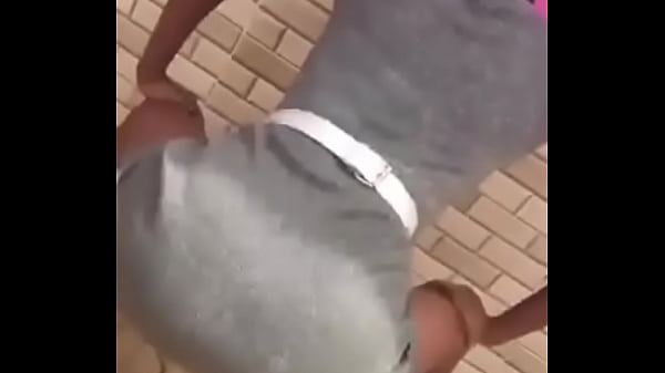 Sexy ghanaian teen twerks thats gonna make you horny 