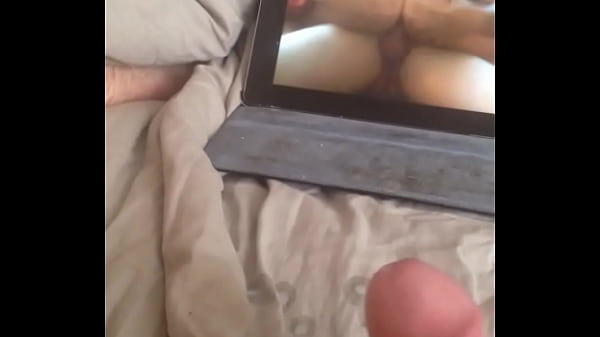 Quick cum watching porn