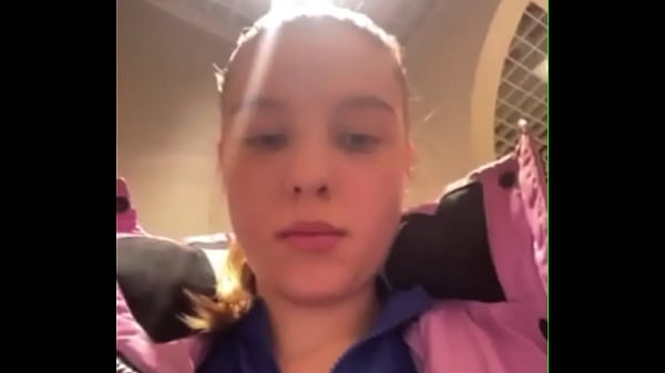 Crazy amateur deep throat in fitting room 