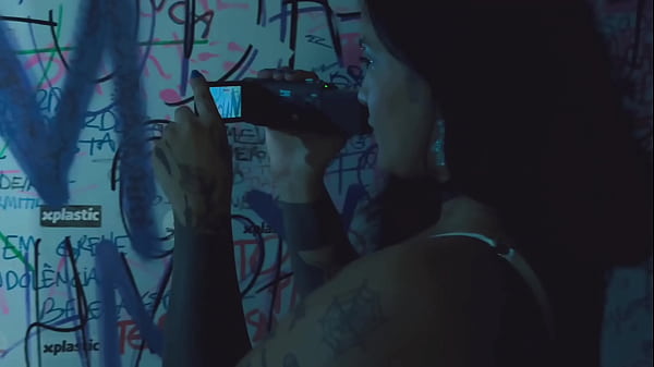 Nonton Rotten Venus Puts Paola In Tape Bondage thumbnail