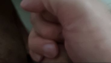 Peludinho Safado Batendo Uma Punheta No Escrit&oacute;rio thumbnail