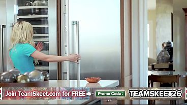 Nonton 24/7 Pleasure: Jane, Minxx, And Joshua's Constant Cock Craze thumbnail